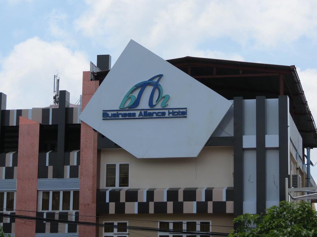 Business Alliance Hotel Yangon Exterior photo